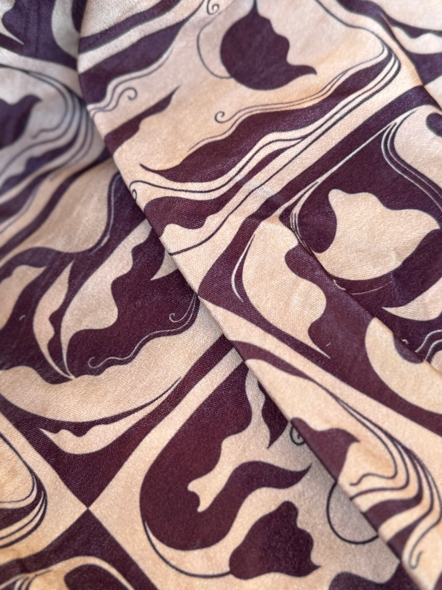 The Hana Taupe Velvet-Print Abaya